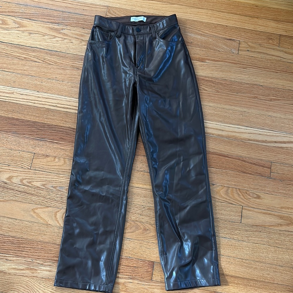 Abercrombie & Fitch 90s straight ultra high rise Brown Leather